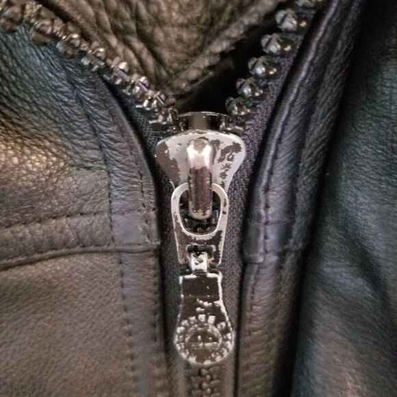 Roundtree and Yorke Leather Jacket size XL - Picture 8 of 8